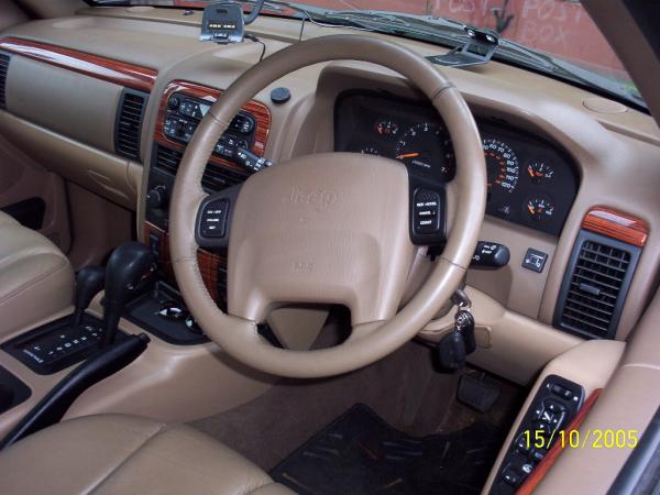 Cherokee V8